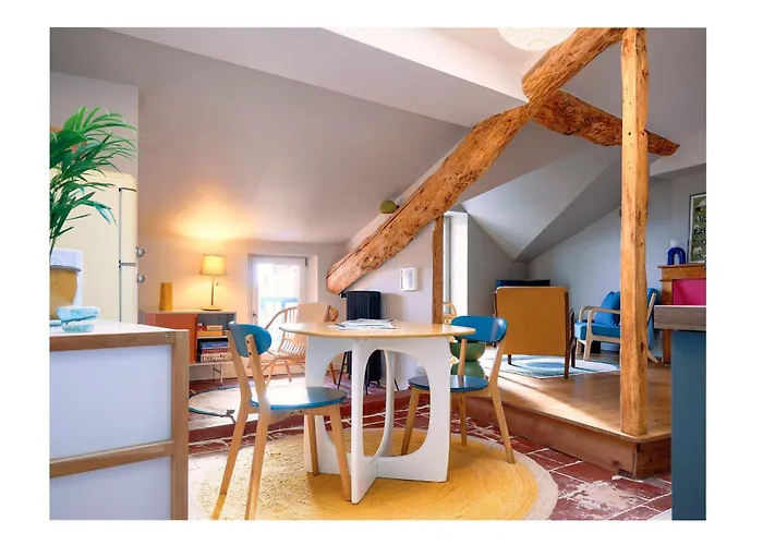 Le Petit Balcon Bleu * Rabastens